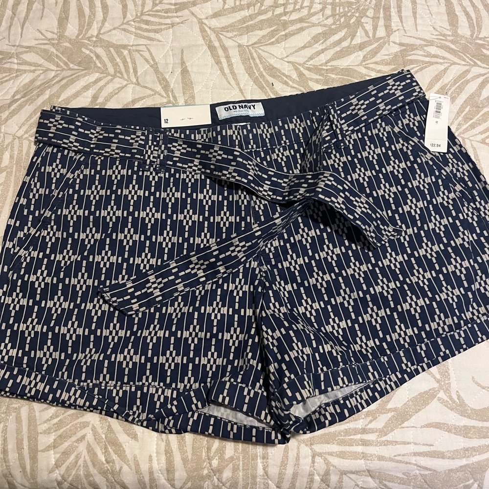 Old navy shorts